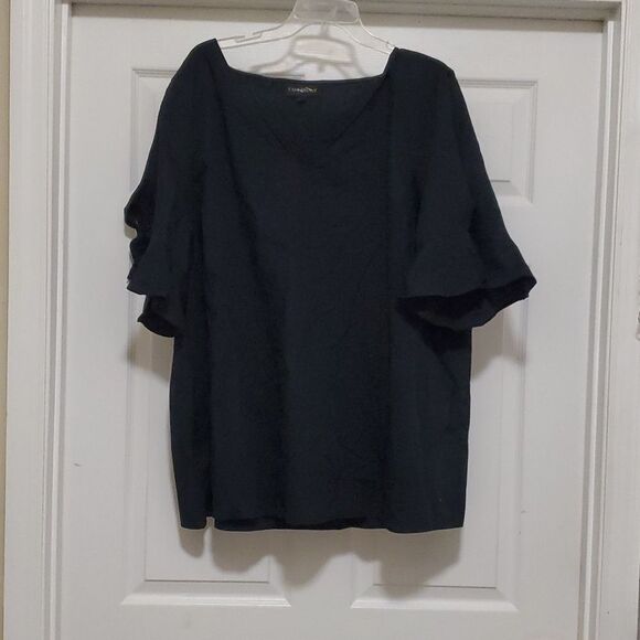 Lane Bryant wpmens 26/28 black cold shoulder blouse - Picture 1 of 8